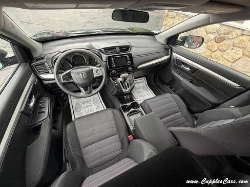 Used 2017 Honda CR-V LX image 18