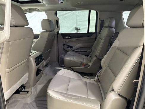 Certified 2020 GMC Yukon XL SLT w/ Open Road Package image 26