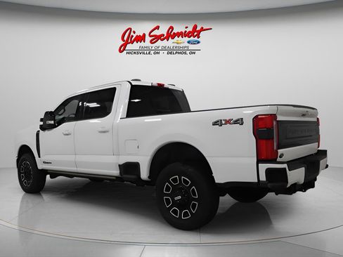 Used 2025 Ford F250 Platinum image 4