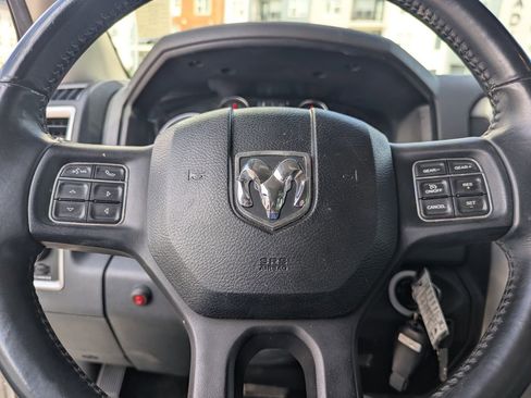 Used 2017 RAM 1500 Big Horn AWD/4WD image 19