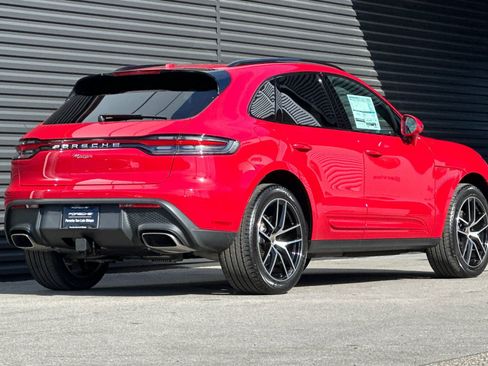 New 2026 Porsche Macan AWD/4WD image 8