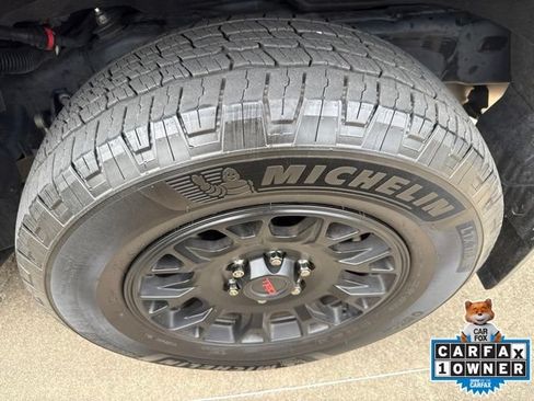 Used 2025 Toyota 4Runner TRD Off-Road Premium w/ Tow Technology Package AWD/4WD image 5