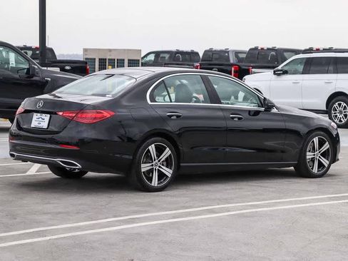Used 2024 Mercedes-Benz C 300 Sedan image 4