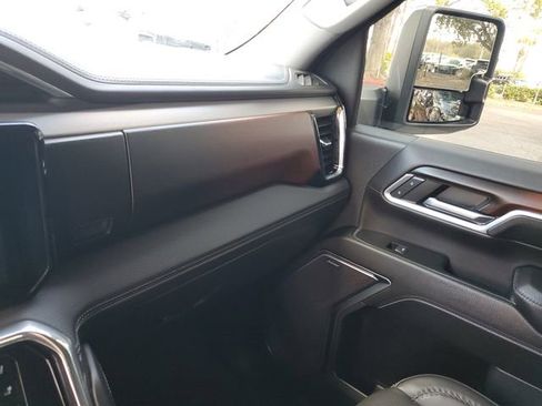 Used 2024 GMC Sierra 2500 Denali w/ Denali Reserve Package image 26