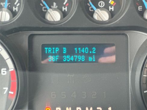 Used 2015 Ford F250 XL image 12