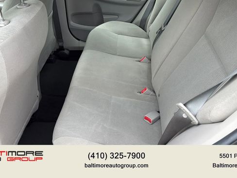 Used 2013 Toyota Corolla LE image 23