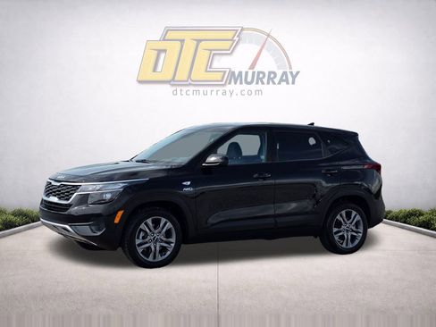 Used 2022 Kia Seltos LX AWD/4WD image 2