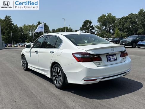 Certified 2017 Honda Accord Touring image 25