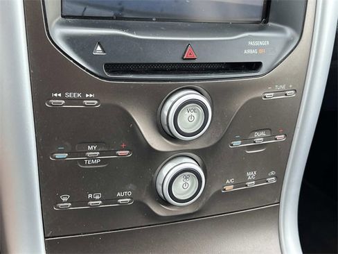 Used 2014 Ford Edge SEL w/ Equipment Group 205A image 25
