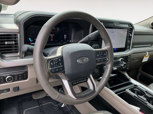 Used 2025 Ford F350 Platinum w/ Platinum Plus Package AWD/4WD image 12