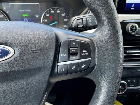 Used 2021 Ford Escape SE FWD image 11
