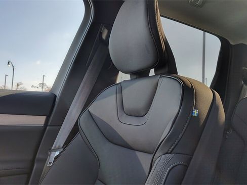 New 2025 Volvo EX90 Ultra image 25