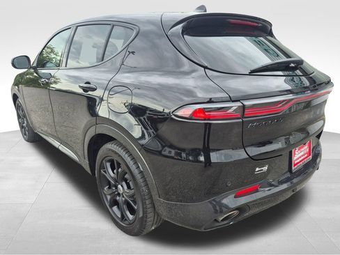 Used 2024 Dodge Hornet R/T Plus w/ R/T Blacktop Package AWD/4WD image 4