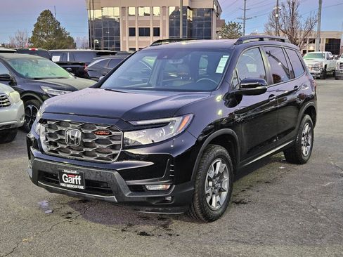 Used 2023 Honda Passport TrailSport image 11