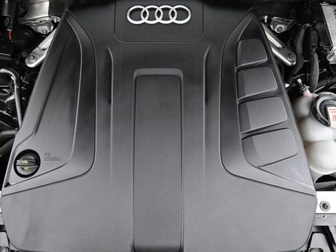 Used 2021 Audi Q7 2.0T Premium Plus w/ Executive Package image 29