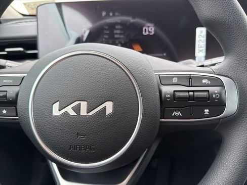 New 2026 Kia K5 LXS FWD image 21