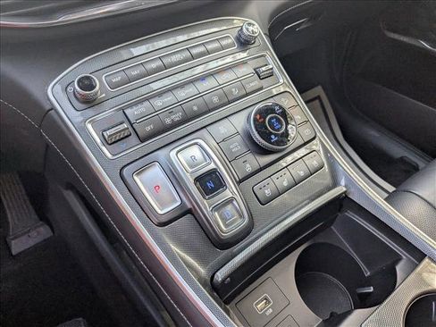 Certified 2022 Hyundai Santa Fe Limited image 21