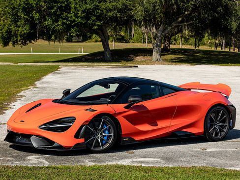 Used 2021 McLaren 765LT image 13