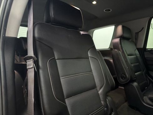 Used 2016 GMC Yukon Denali w/ Open Road Package image 29