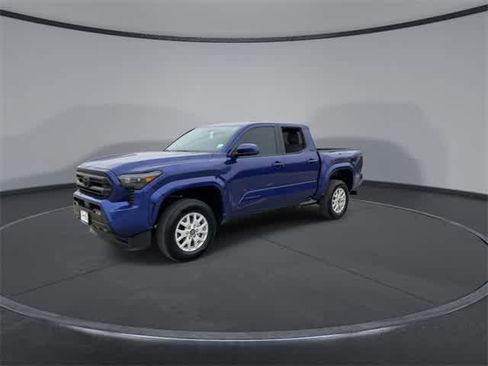 Certified 2025 Toyota Tacoma SR5 image 4