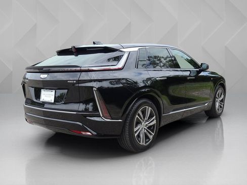 Certified 2024 Cadillac Lyriq Luxury w/ LPO, Floor Liner Package RWD image 5
