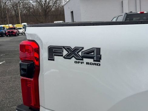 Used 2023 Ford F250 Lariat w/ Lariat Ultimate Package image 23