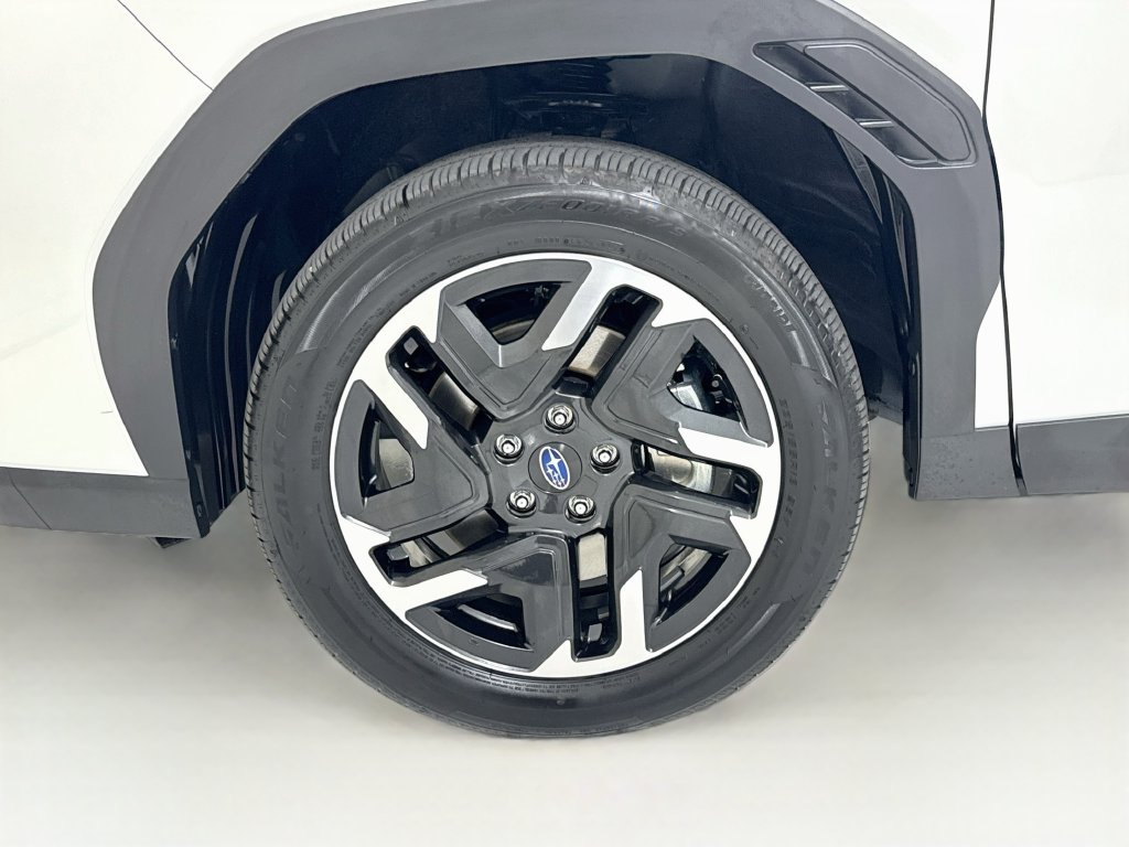 Used 2026 Subaru Forester Premium AWD/4WD image 32