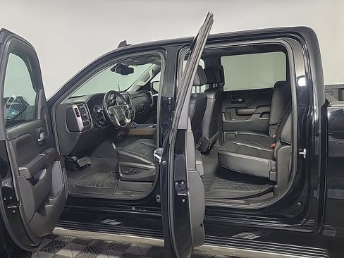 Used 2018 GMC Sierra 1500 Denali w/ Denali Ultimate Package AWD/4WD image 16
