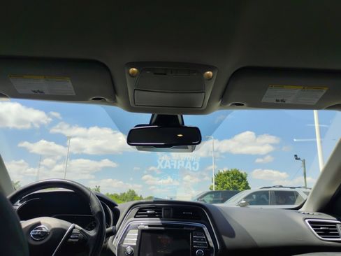 Used 2020 Nissan Maxima 3.5 S w/ Floor Mat Group FWD image 25