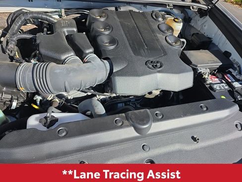 Used 2022 Toyota 4Runner SR5 Premium image 13