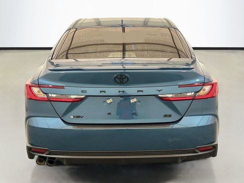 Used 2026 Toyota Camry SE w/ Multimedia Upgrade Package FWD image 5