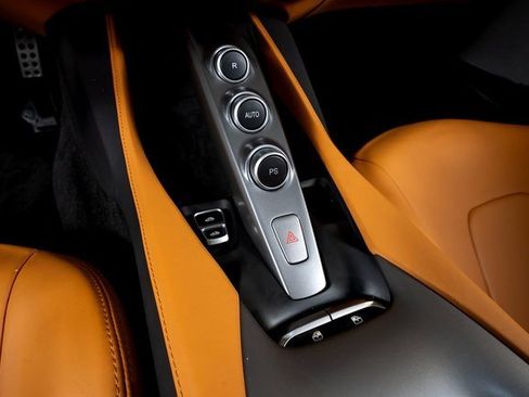 Used 2019 Ferrari Portofino image 44