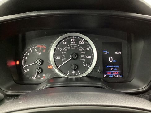Used 2022 Toyota Corolla LE FWD image 26