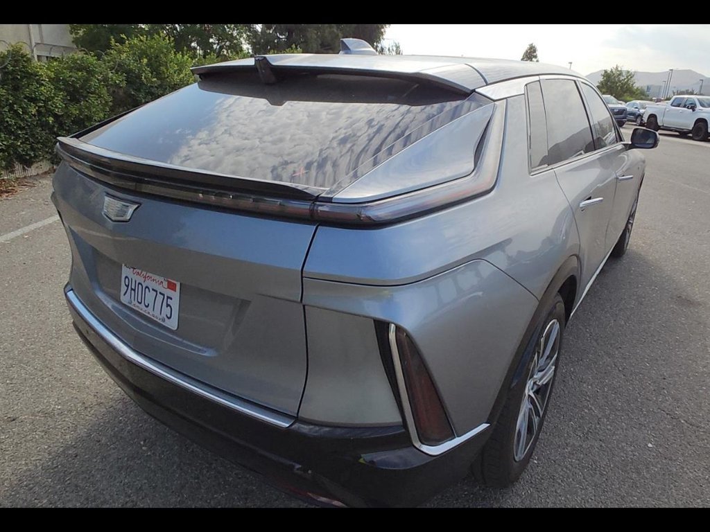 Used 2024 Cadillac Lyriq Luxury RWD image 4