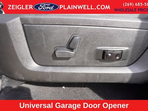 Used 2016 RAM 1500 Outdoorsman image 16