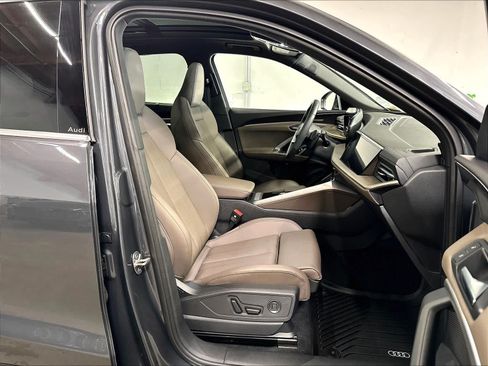 Used 2025 Audi Q5 Prestige AWD/4WD image 10