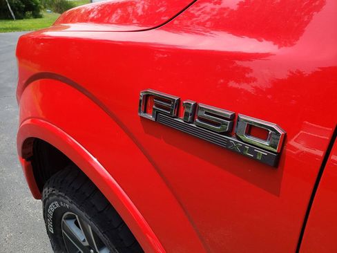 Used 2016 Ford F150 XLT w/ Equipment Group 301A Mid AWD/4WD image 10
