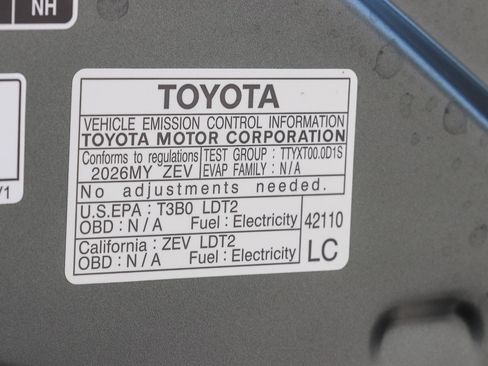 New 2026 Toyota C-HR AWD/4WD image 14