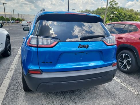 Used 2023 Jeep Cherokee Altitude Lux AWD/4WD image 6