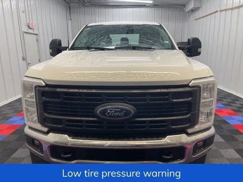 Used 2024 Ford F250 XL w/ XL Chrome Package image 8