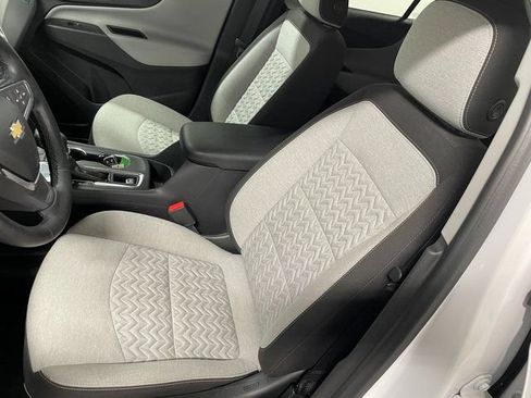 Used 2023 Chevrolet Equinox LT AWD/4WD image 12