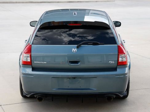 Used 2006 Dodge Magnum R/T w/ Convenience Group II RWD image 11