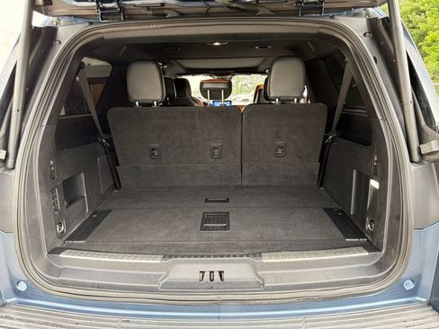 Used 2019 Lincoln Navigator L Reserve w/ Cargo Package AWD/4WD image 17