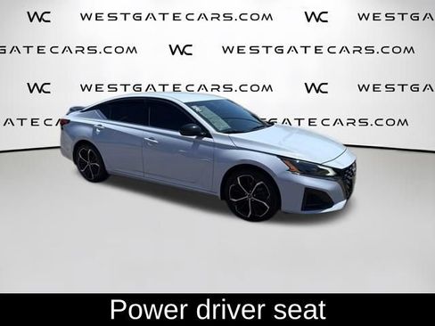 Used 2024 Nissan Altima 2.5 SR FWD image 5