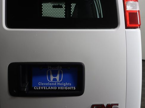 Used 2024 GMC Savana 2500 w/ Driver Convenience Package image 11