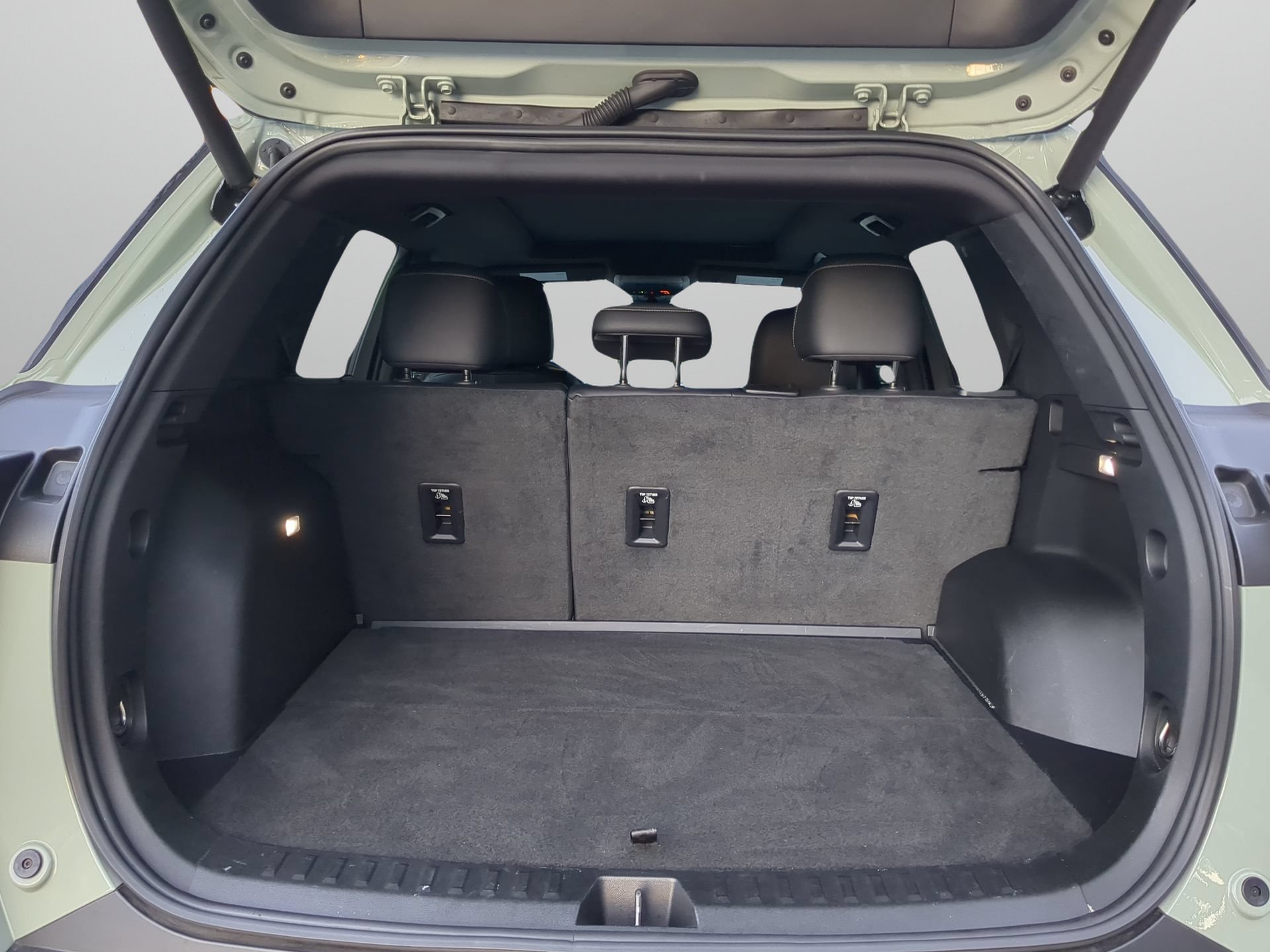 Used 2025 Chevrolet Equinox LT w/ Convenience Package II FWD image 46