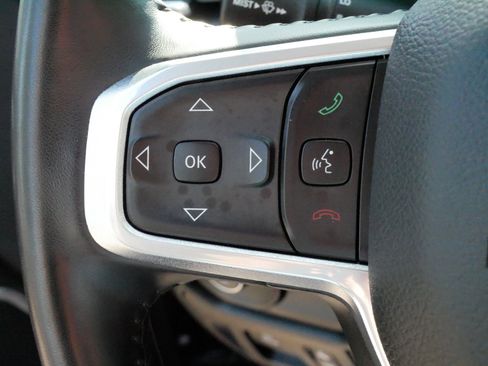 Used 2021 RAM 1500 Laramie AWD/4WD image 25
