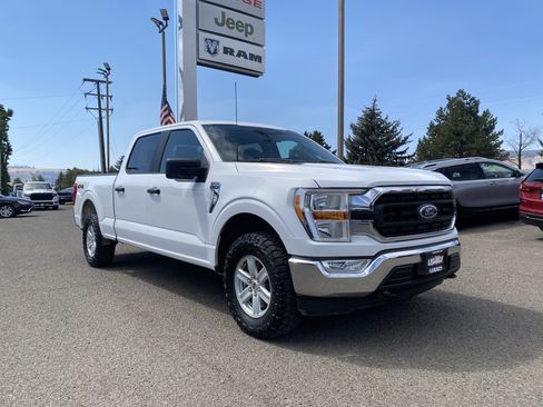 Used 2022 Ford F150 XLT w/ Trailer Tow Package AWD/4WD image 1