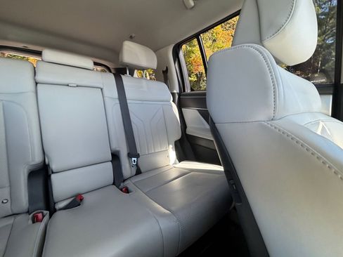 Used 2025 Hyundai Santa Fe SEL image 37