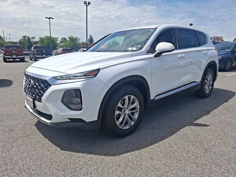 Used 2019 Hyundai Santa Fe SE AWD/4WD image 3